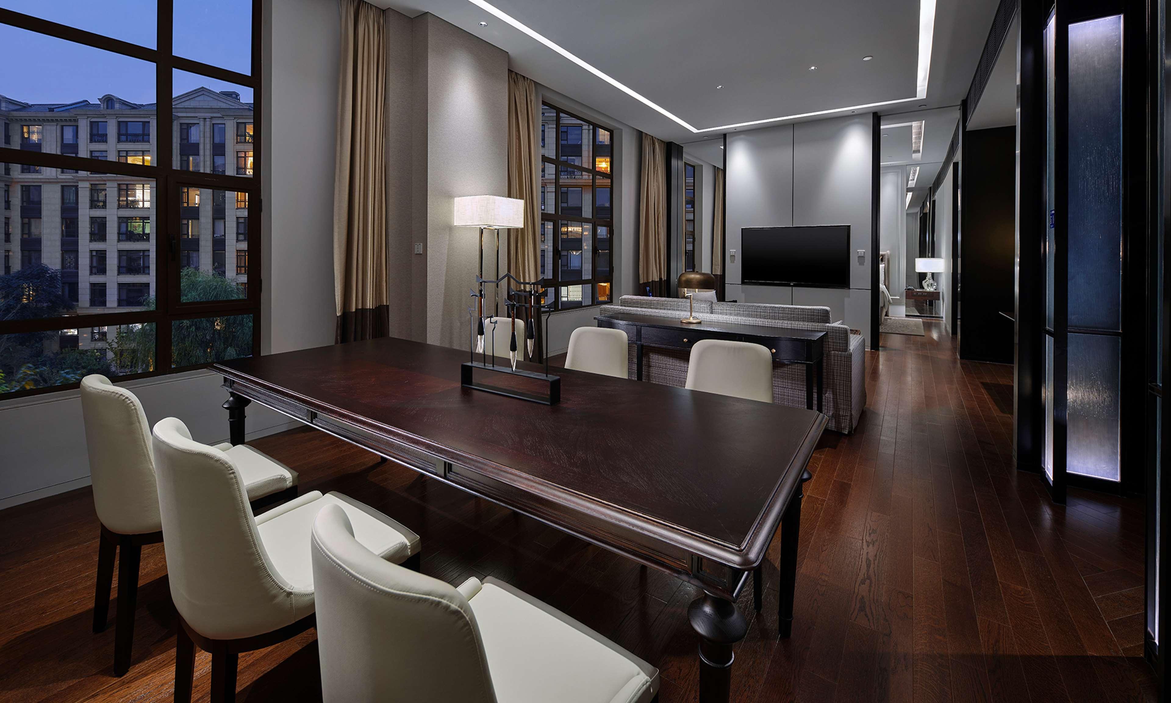 Hilton Beijing Daxing Hotel Exterior photo